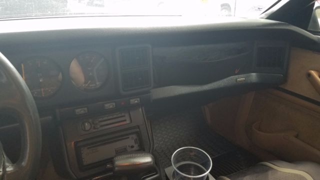 1991 Pontiac Firebird - photo 9