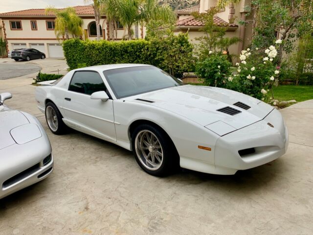 1991 Pontiac Firebird Trans Am 5.7 V8 Super Clean Low Mileage A lot of Extras 1991 Pontiac Trans Am gta