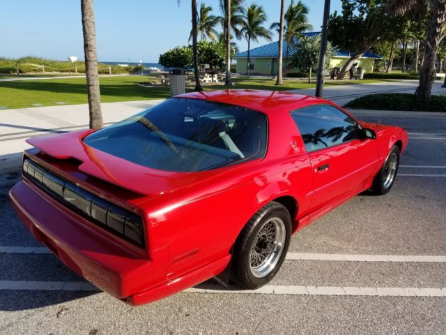 1991 Pontiac Firebird Trans Am - photo 2