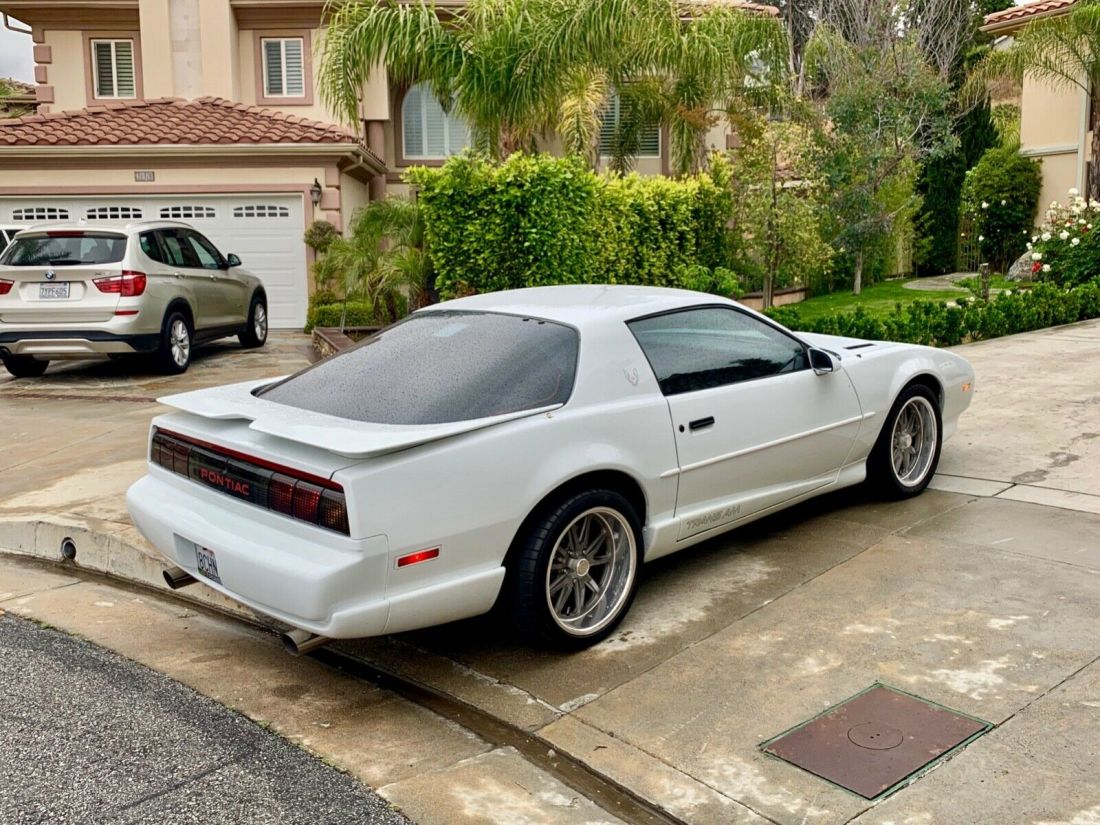 1991 Pontiac Trans Am - photo 8