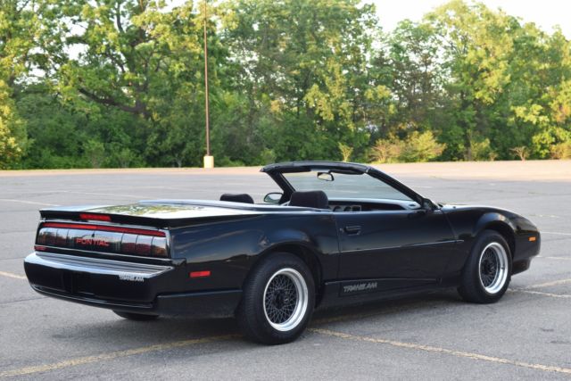 1991 Pontiac Firebird Trans Am Convertible - photo 7