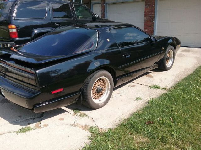 1991 Pontiac Trans Am GTA - photo 5