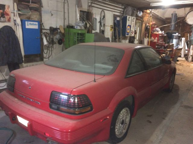 1991 Pontiac Grand Prix SE - photo 2