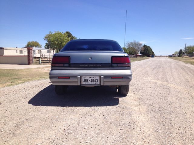 1991 Pontiac Grand Prix SE Coupe 2-Door - photo 4