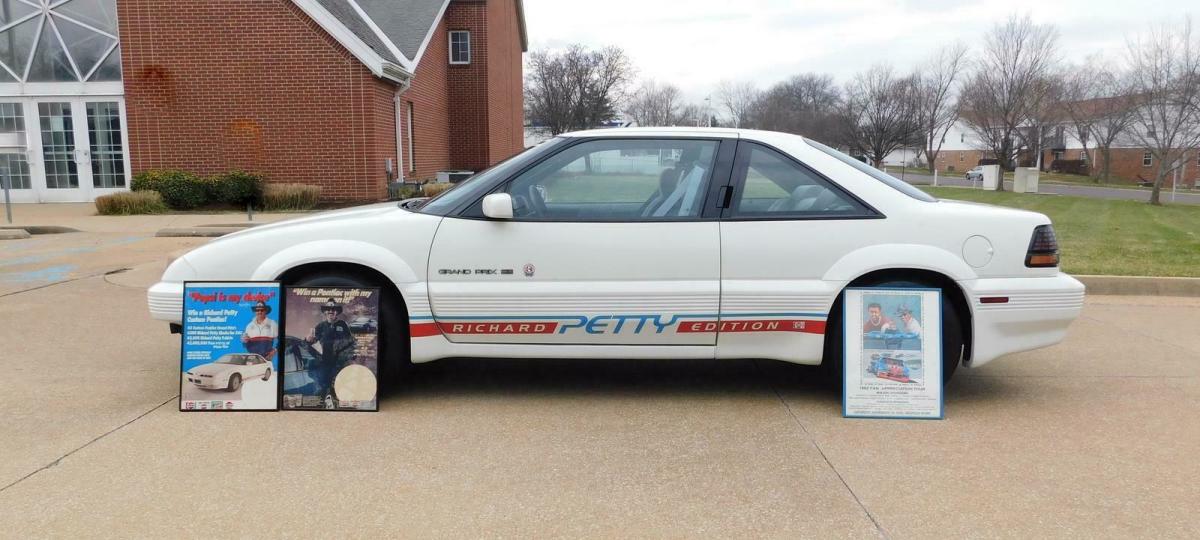1991 Pontiac Grand Prix SE RICHARD PETTY EDITION - photo 5