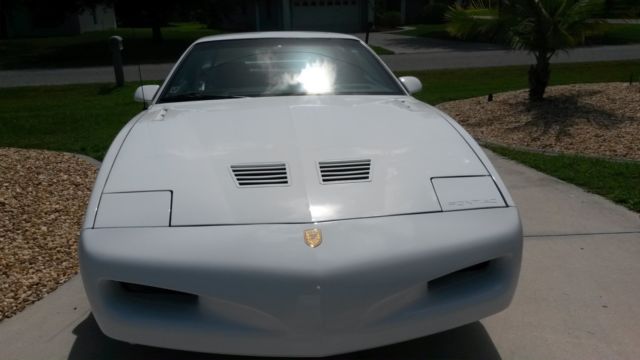 1991 Pontiac Trans Am - photo 2
