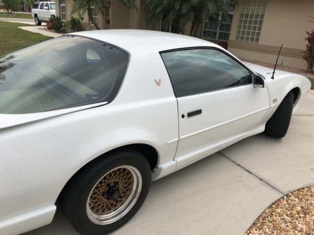 1991 Pontiac Trans Am - photo 4