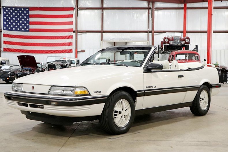 1991 Pontiac Sunbird LE 73664 Miles White Convertible 3.1L V6 Automatic 1991 Pontiac Sunbird LE