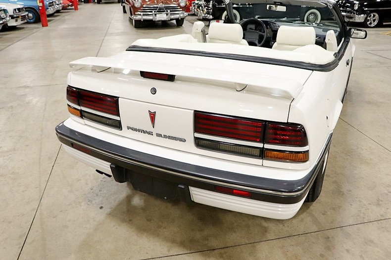 1991 Pontiac Sunbird LE - photo 11