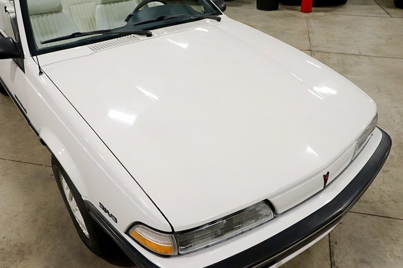 1991 Pontiac Sunbird LE - photo 9