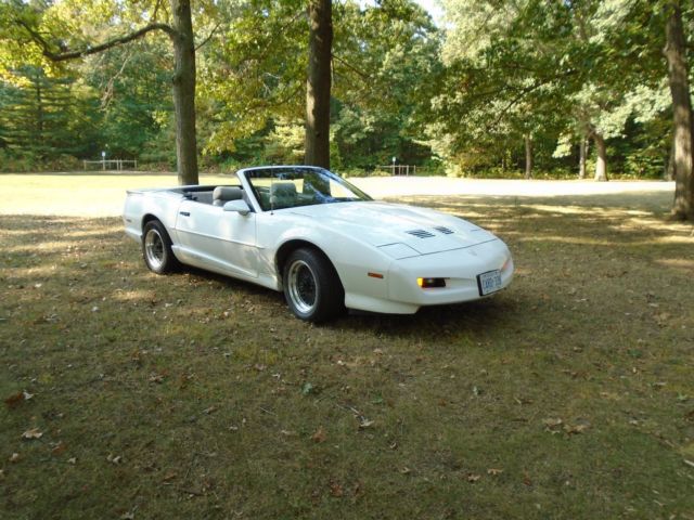 1991 Pontiac Trans Am - photo 2