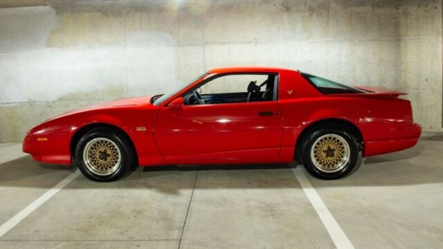 1991 Pontiac Trans Am GTA - photo 2