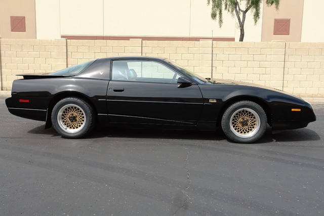 1991 Pontiac Firebird Trans Am GTA - photo 2