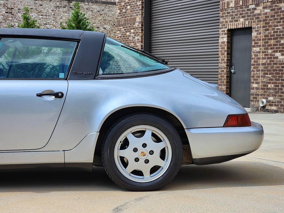 1991 Porsche 911 Carrera 2 Targa - photo 10