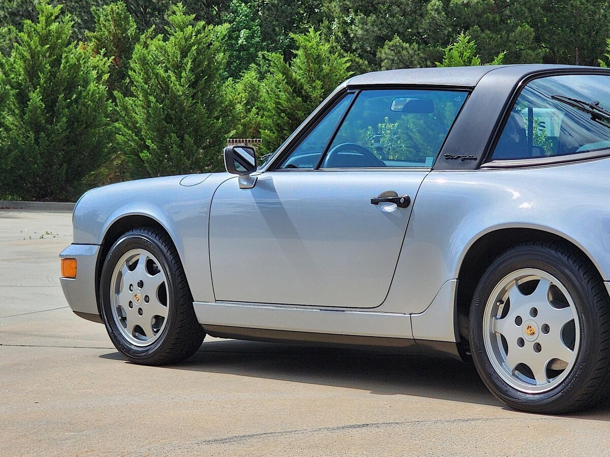1991 Porsche 911 Carrera 2 Targa - photo 12