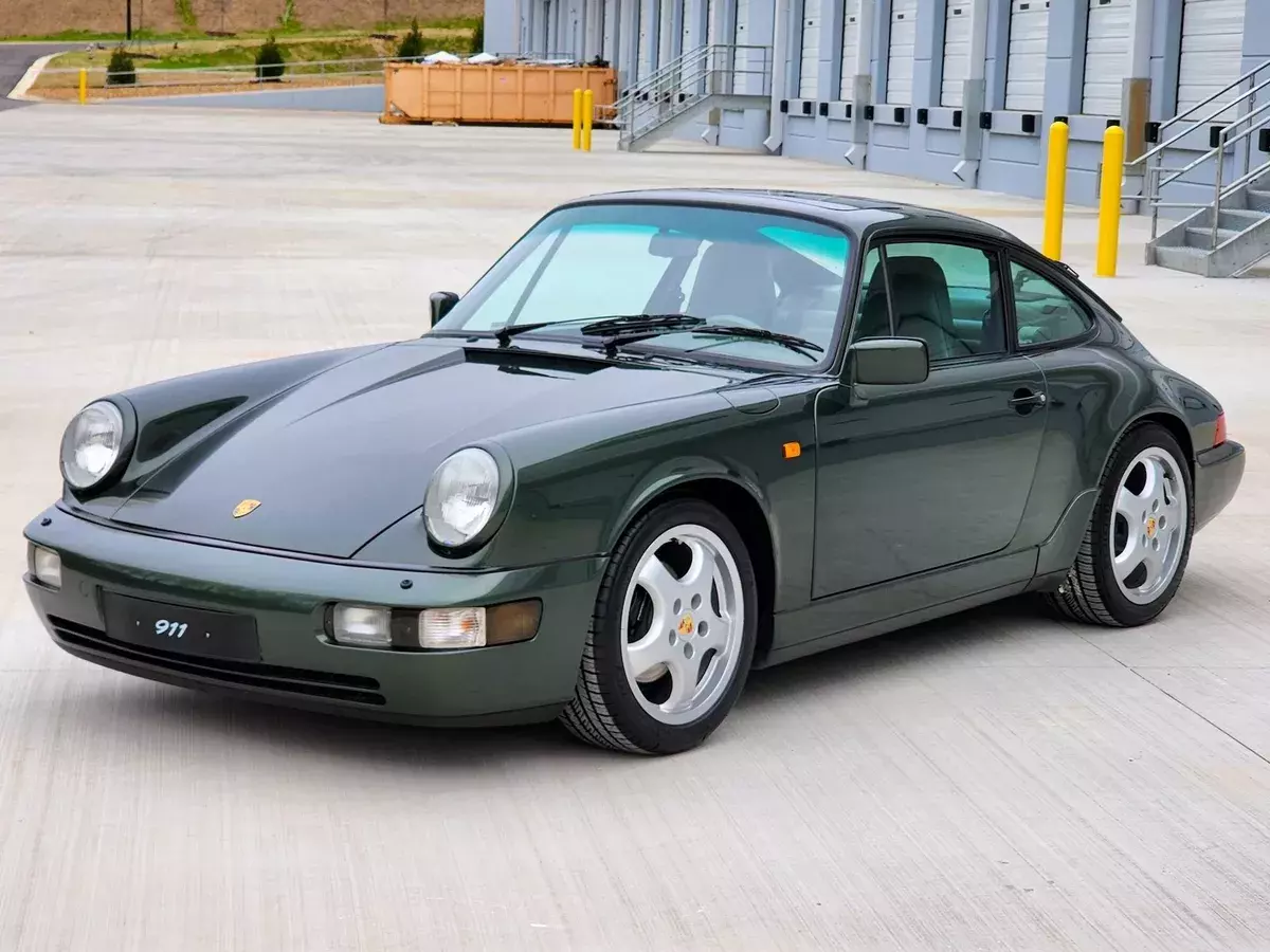 1991 Porsche 911 Carrera 4