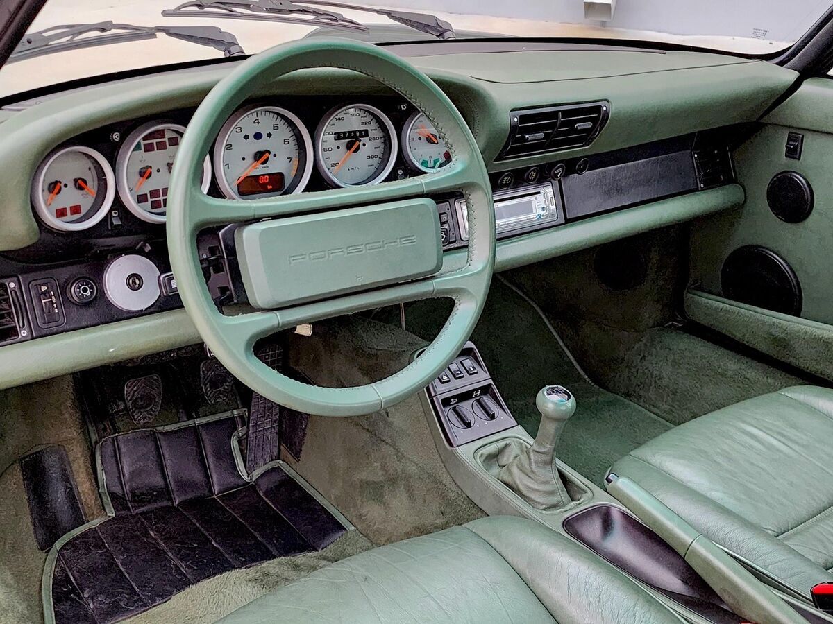 1991 Porsche 911 Carrera 4 - photo 2