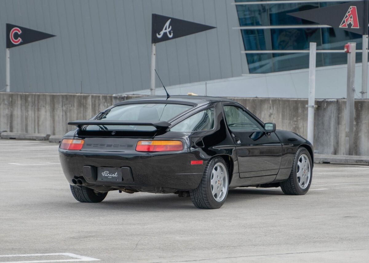 1991 Porsche 928 GT - Recently Serviced - Clean Carfax - Rare! - photo 4