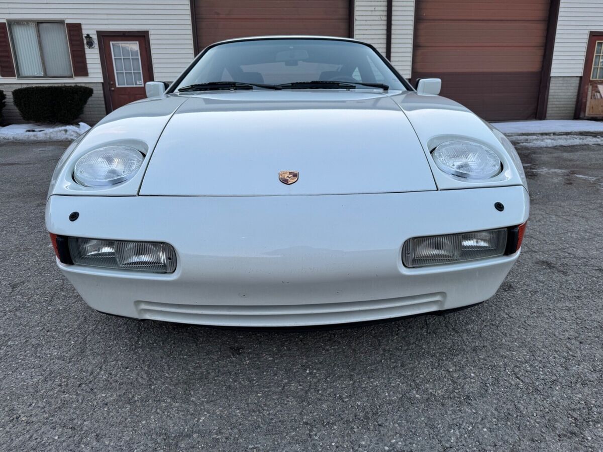 1991 Porsche 928 GT 5 Speed. Detailed Service History, Very Nice - photo 3