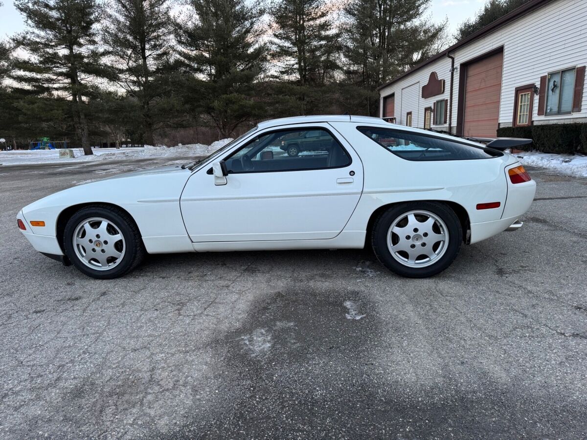 1991 Porsche 928 GT 5 Speed. Detailed Service History, Very Nice - photo 5