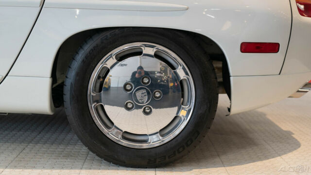 1991 Porsche 928 S4 - photo 11