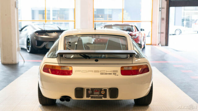 1991 Porsche 928 S4 - photo 4