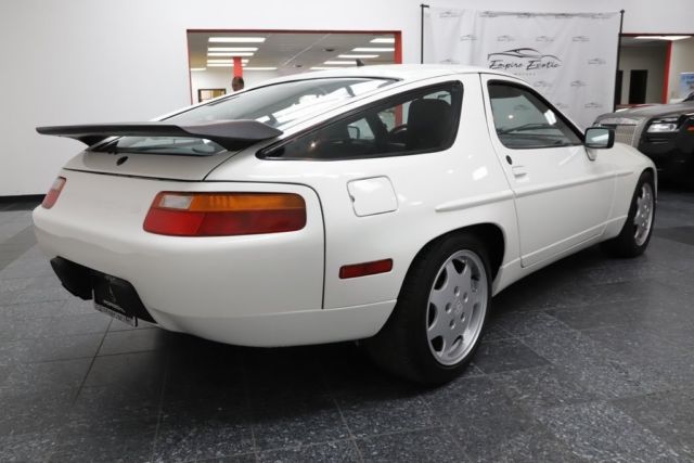 1991 Porsche 928 -- - photo 8