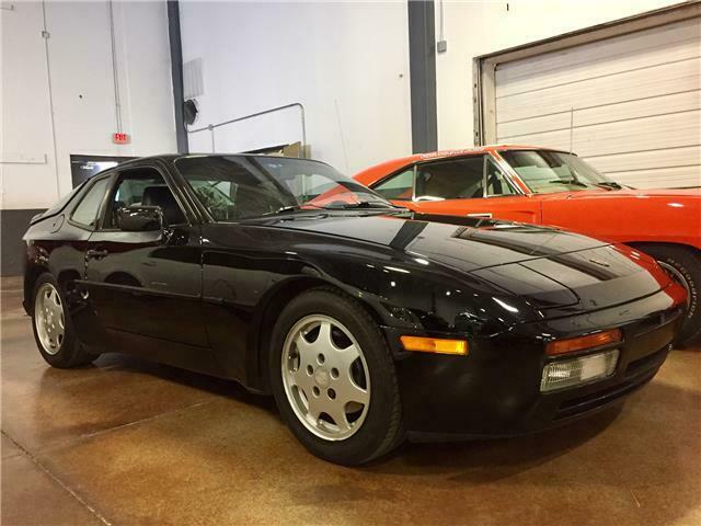 1991 Porsche 944 S2 Ridiculous Book of Documentation, 97K - photo 3