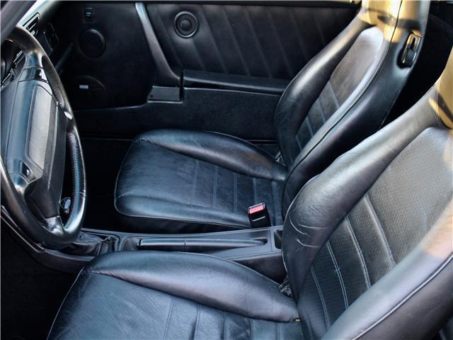 1991 Porsche Carrera 4 Cabriolet - photo 10
