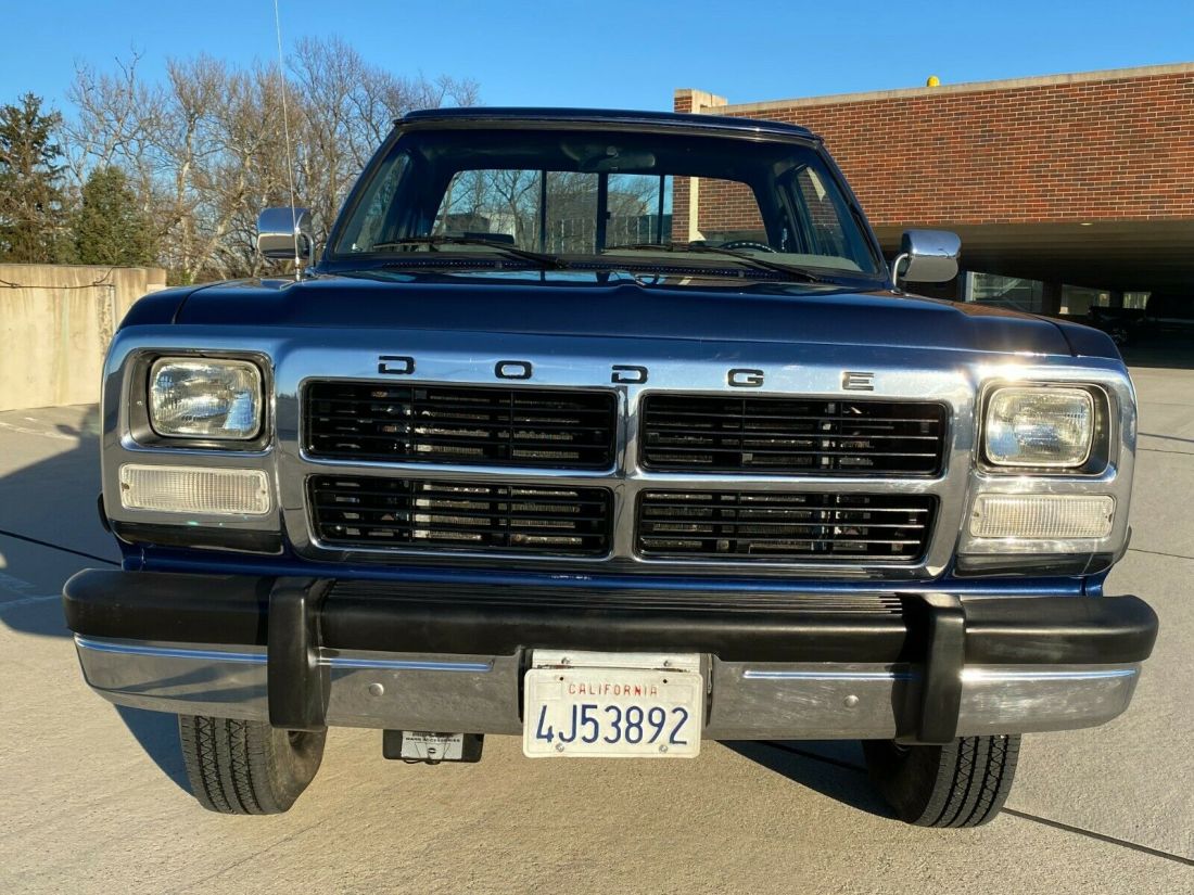 1991 Dodge Ram 2500 - photo 6