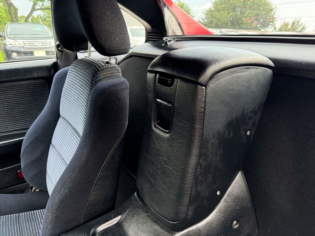 1991 Toyota MR2 Base - photo 11