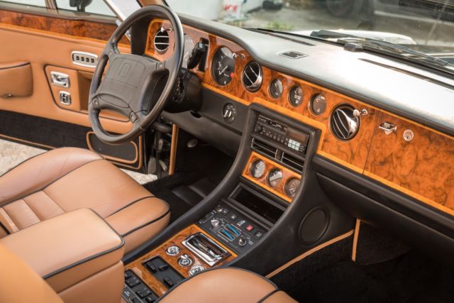 1991 Rolls-Royce Corniche - photo 12
