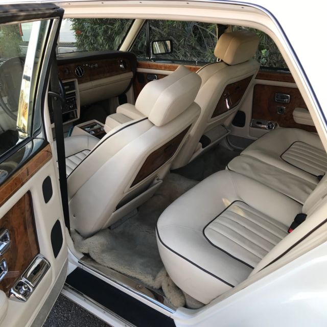 1991 Rolls-Royce Silver Spirit/Spur/Dawn CREAM WITH BROWN PIPPING - photo 10