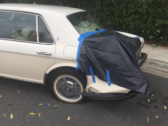 1991 Rolls-Royce Silver Spirit/Spur/Dawn CREAM WITH BROWN PIPPING - photo 3