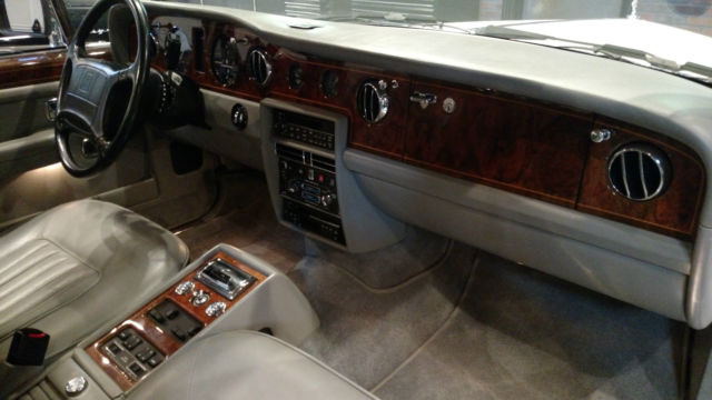 1991 Rolls-Royce Silver Spirit/Spur/Dawn SILVER SPUR - photo 6