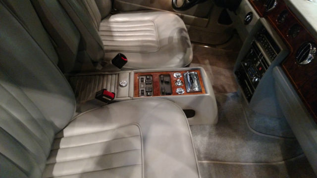 1991 Rolls-Royce Silver Spirit/Spur/Dawn SILVER SPUR - photo 10