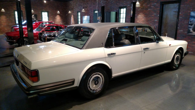1991 Rolls-Royce Silver Spirit/Spur/Dawn SILVER SPUR - photo 4
