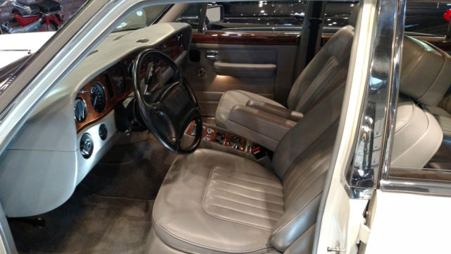 1991 Rolls-Royce Silver Spirit/Spur/Dawn SILVER SPUR - photo 5