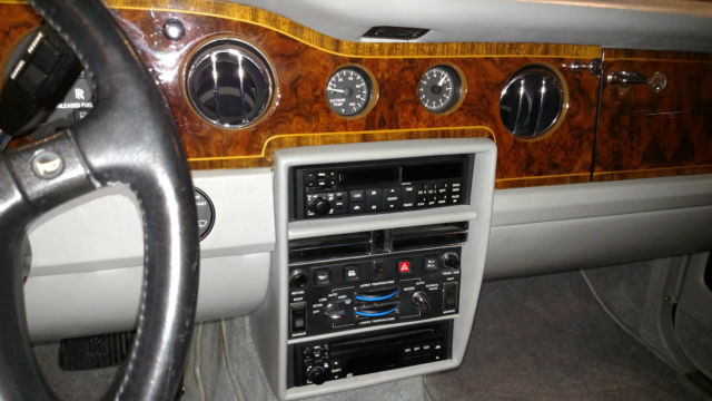 1991 Rolls-Royce Silver Spirit/Spur/Dawn SILVER SPUR - photo 8