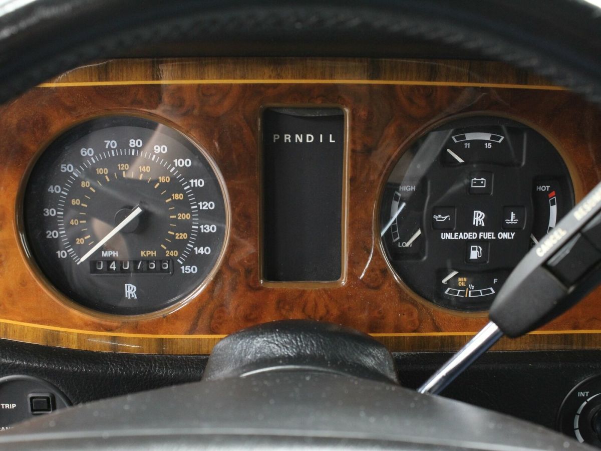 1991 Rolls-Royce Silver Spirit/Spur/Dawn Hearse - photo 12