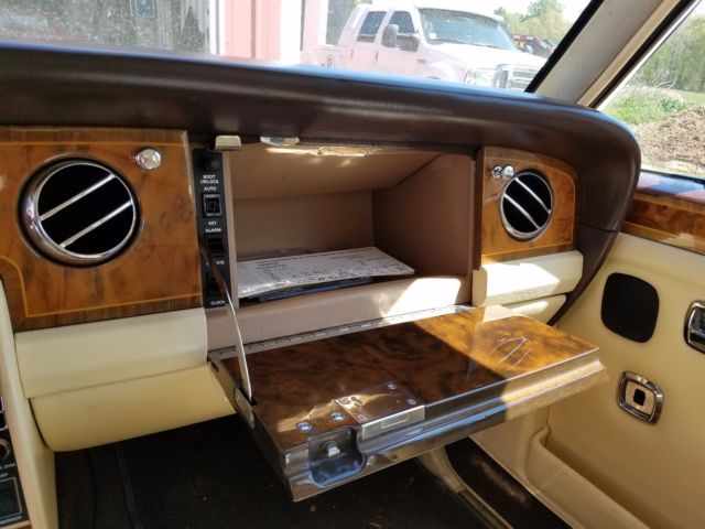 1991 Rolls-Royce Silver Spirit/Spur/Dawn - photo 13