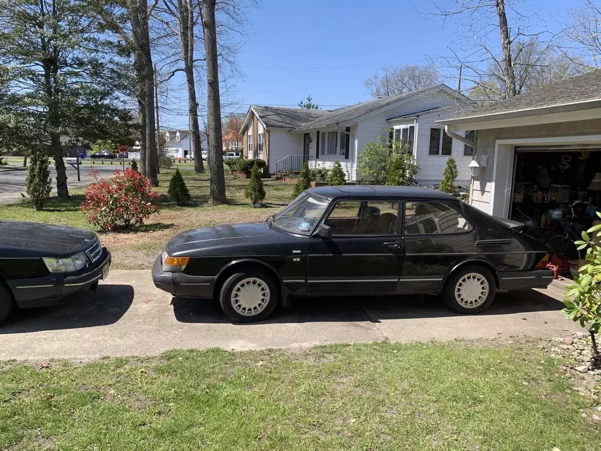 1991 Saab 900 Black BASE 1991 Saab 900 BASE