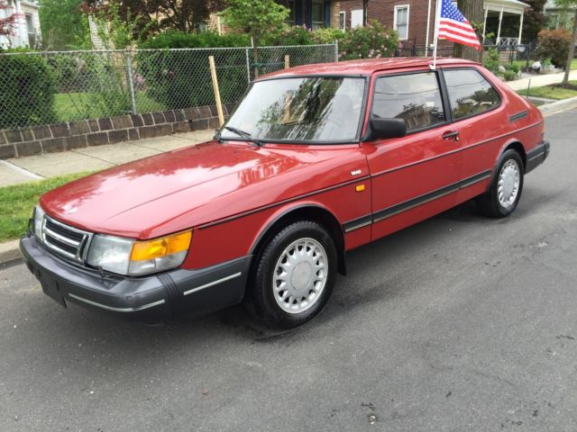 1991 Saab 900 Clean Carfax !!! Excellent Condition !!! 1991 Saab 900