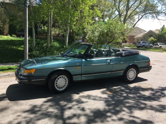 1991 Saab 900 S Convertible 2-Door 2.1L 1991 Saab 900 S Convertible 2-Door