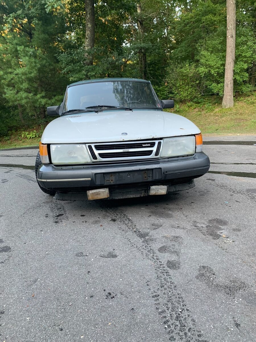 1991 Saab 900 - photo 2