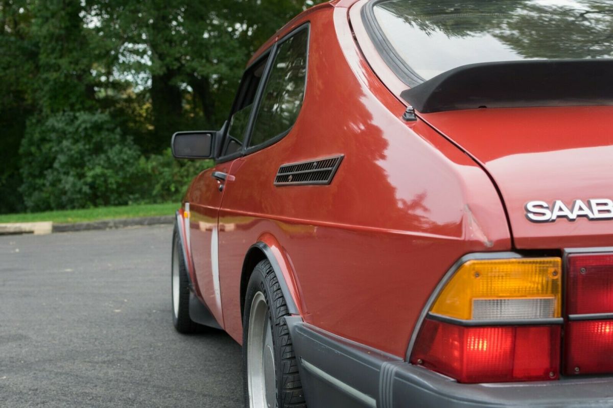 1991 Saab 900 - photo 6