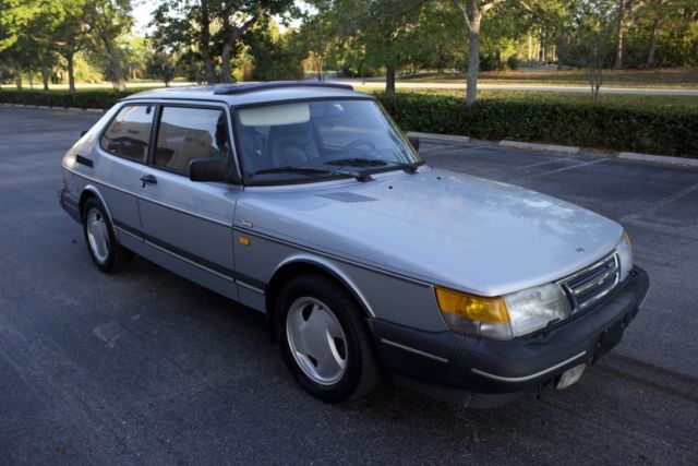 1991 Saab 900 Turbo - 5-speed Manual 1991 Saab 900 Turbo