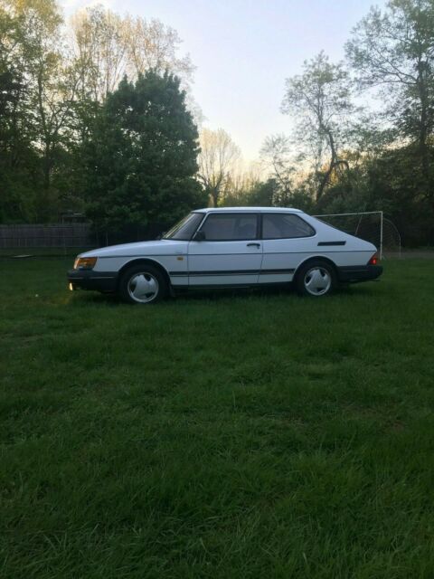 1991 Saab 900 S - photo 2