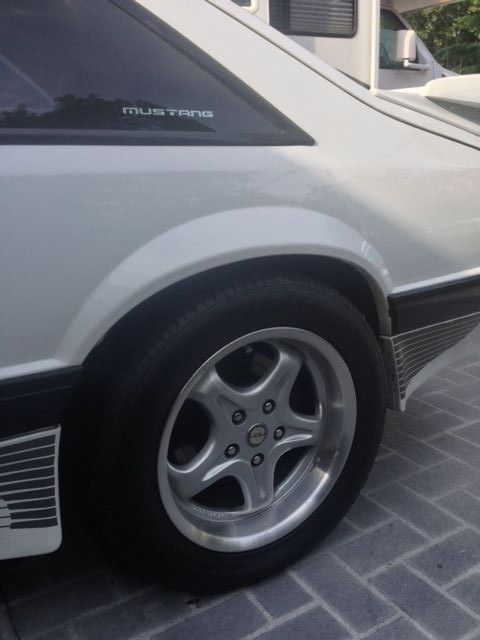 1991 Ford Mustang SALEEN - photo 5