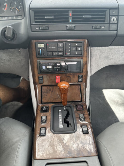 1991 Mercedes-Benz SL-Class - photo 9